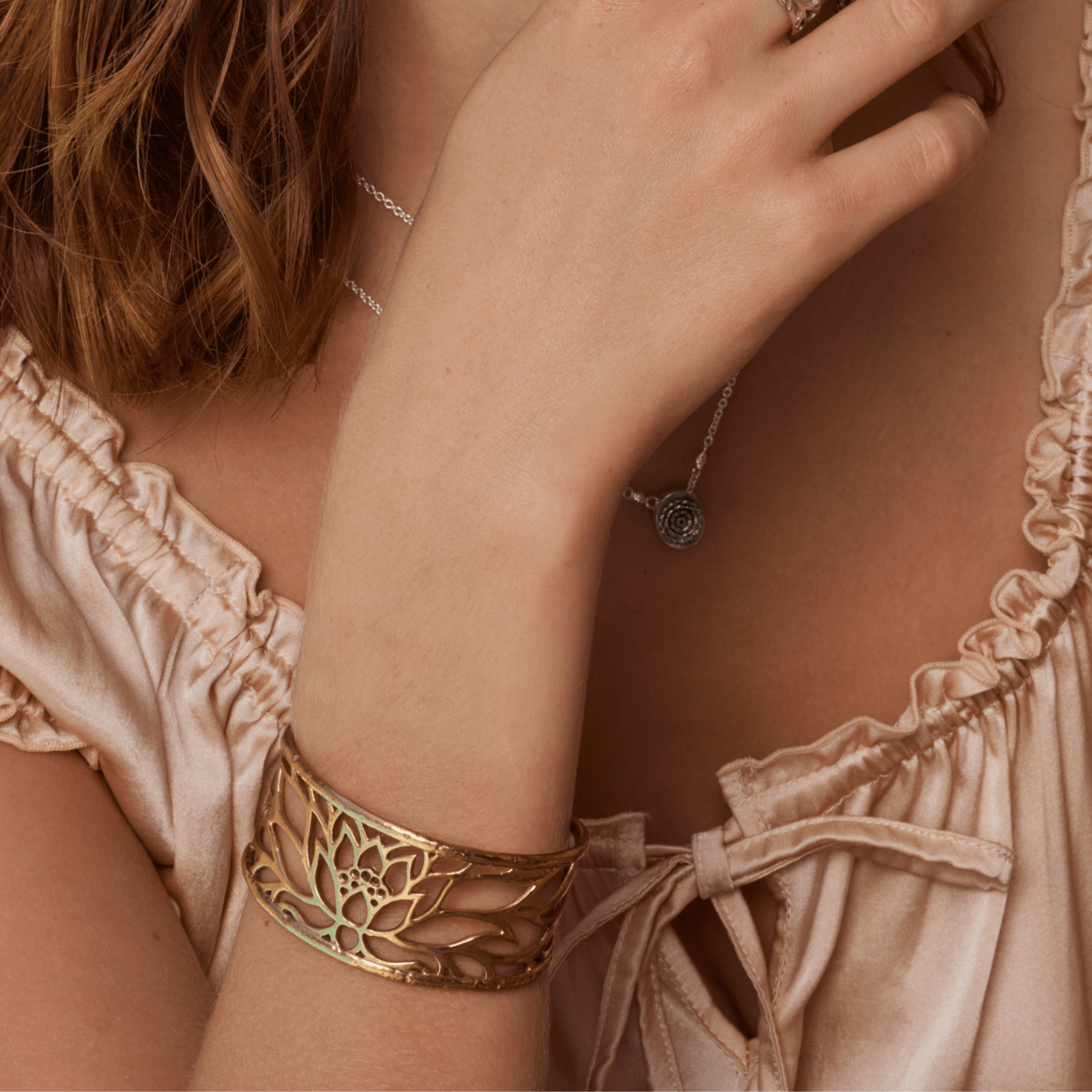Jewelry Evolution Bracelet Lotus Cuff