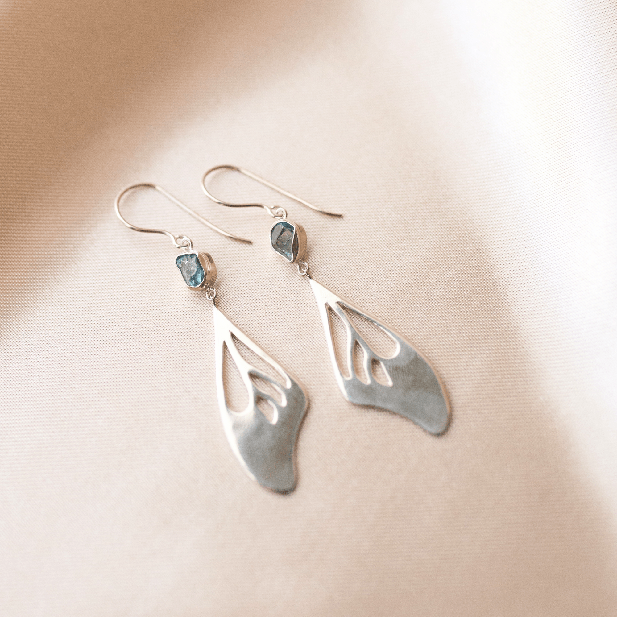 Jewelry Evolution Earrings Elegance Butterfly Wing Earrings with Blue Zircon
